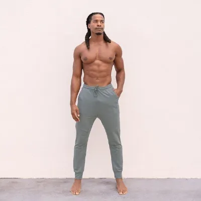 Jaya Jaya ADI UNI - Männer/Damen - Sweathose mit Taschen für Yoga und Freizeit aus Biobaumwolle