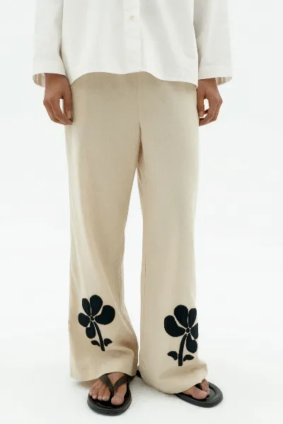 thinking mu Thinking MU Damen vegan Hose Relaxed Patched Brigitte Ecru