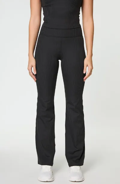 Girlfriend Collective Girlfriend Collective Damen vegan Legging Rib Flare Compressive