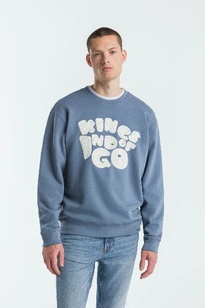 Kings Of Indigo Kings of Indigo Herren vegan Sweatshirt Neil Coronet Blau Koi Chain