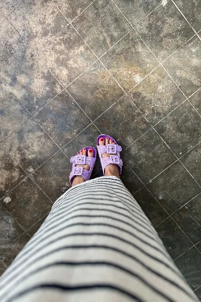 Momoc Momoc Damen vegan Sandalen Rafia Hell