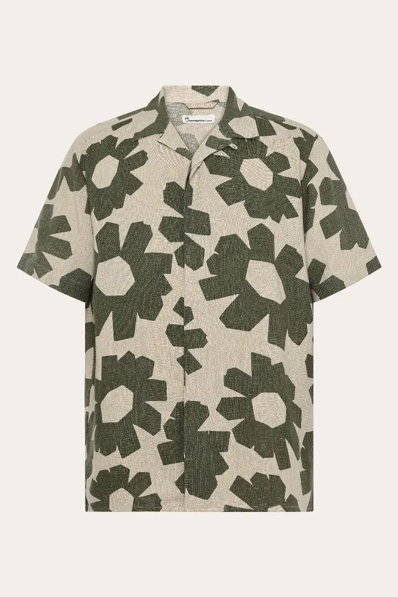 KnowledgeCotton Apparel KnowledgeCotton Apparel Herren vegan Kurzarmhemd Relaxed Leinen Mix Print Grün