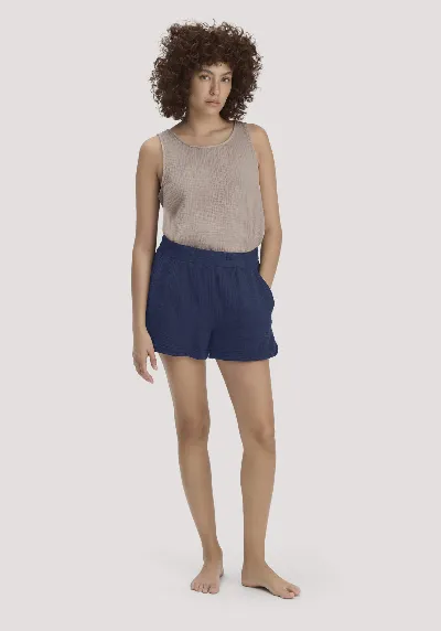 hessnatur hessnatur Damen Musselin Schlafshorts PURE COMFORT aus Bio-Baumwolle - blau
