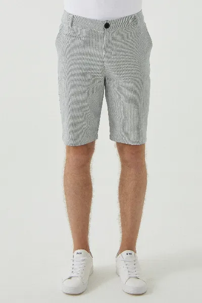 ORGANICATION ORGANICATION Herren vegan Chino-Shorts Aus Bio-Baumwolle WeiÃŸ Gestreift