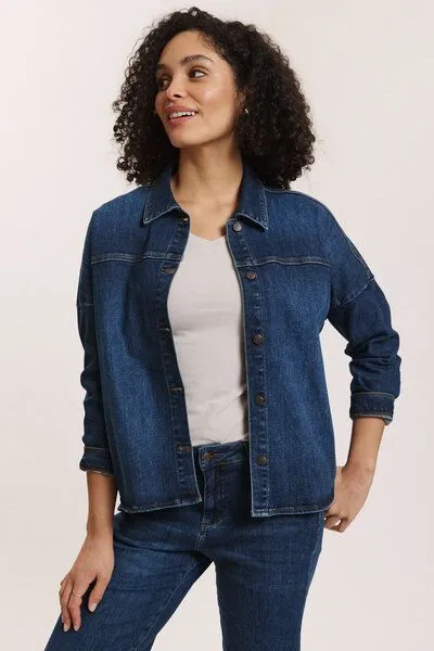 TRANQUILLO TRANQUILLO Jeansjacke Daikee aus GOTS-Bio-Baumwolle