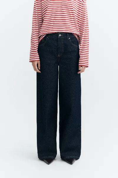 thinking mu Thinking MU Damen vegan Jeans Mit Weitem Bein Hedda Dunkel