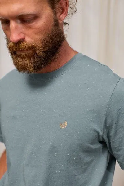 TWOTHIRDS TWOTHIRDS T-Shirt Qalito old blue aus Bio Baumwolle