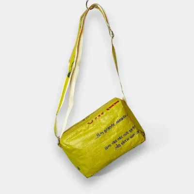 REFISHED fair fashion REFISHED fair fashion Tasche 'CROSS BODY' - upcycelte Fischfuttersäcke