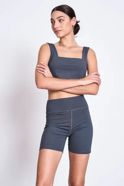JAN 'N JUNE Shorts Crail