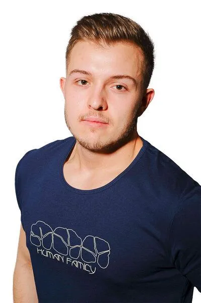 Human Family Bio T-Shirt von Human Family Change Logo