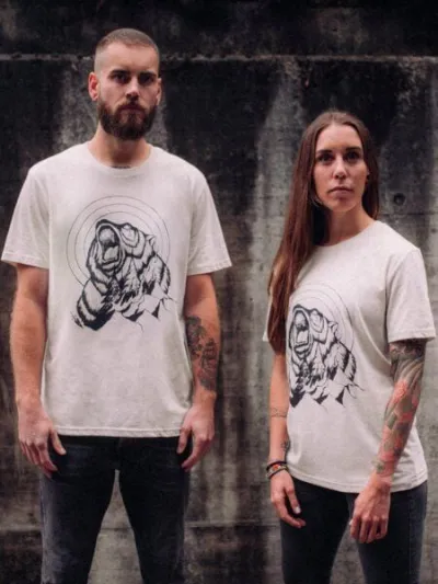 Zeachild Zeachild Last Bear Standing Shirt Unisex