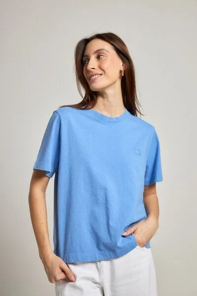 Trendsplant Trendsplant Women’s Essential Sunwashed T-Shirt Ultramarine