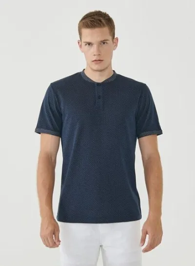 ORGANICATION ORGANICATION Henley-Shirt aus Bio-Baumwolle mit Punktmuster