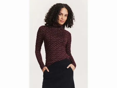 tranquillo tranquillo Bio-Damen-Langarmshirt 'Chiaraa' mit Soft-Rollkragen, burgundy sun,