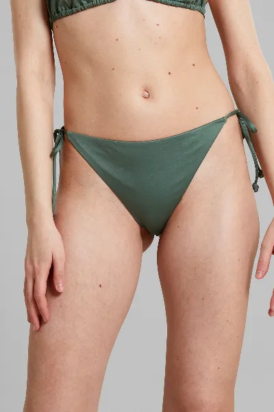 dedicated Bikini Bottom Gopa Gr&uuml;n