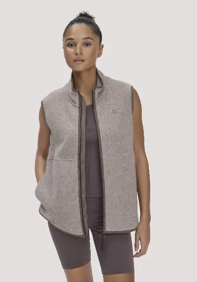hessnatur hessnatur Loungewear Fleece Weste Regular ACTIVE LIGHT aus Bio-Baumwolle - beige
