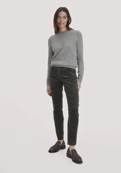 hessnatur hessnatur Damen Cordhose Slim Leg Regular aus Bio-Baumwolle - grün