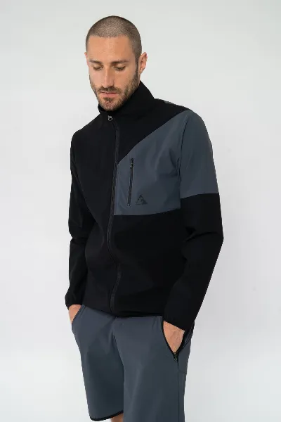 Bleed Sportjacke aus ECONYL®