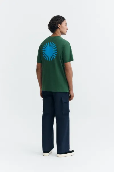 thinking mu Thinking MU Herren vegan T-Shirt Zach Sonnenmotiv Rückseite Grün