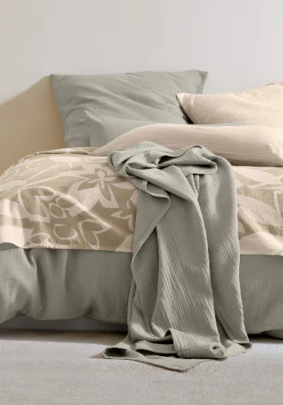 hessnatur hessnatur Musselin-Decke aus Bio-Baumwolle - grün - Größe 130x180 cm