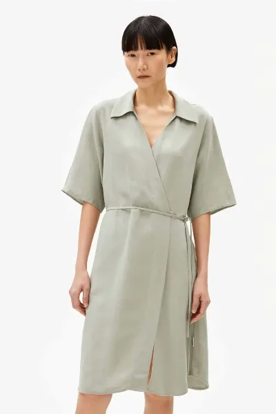 ARMEDANGELS ARMEDANGELS Damen vegan Kleid Femnaami Lino Grün
