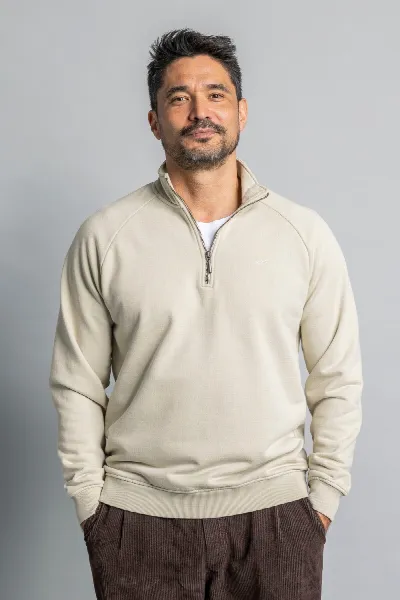 DIRTS DIRTS Herren vegan Pullover Mit Viertelreißverschluss Raglan Schnitt Cashew