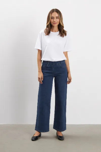 LAURIE LAURIE Damen vegan Jeans Donna Locker Kurz Länge Dunkelblau