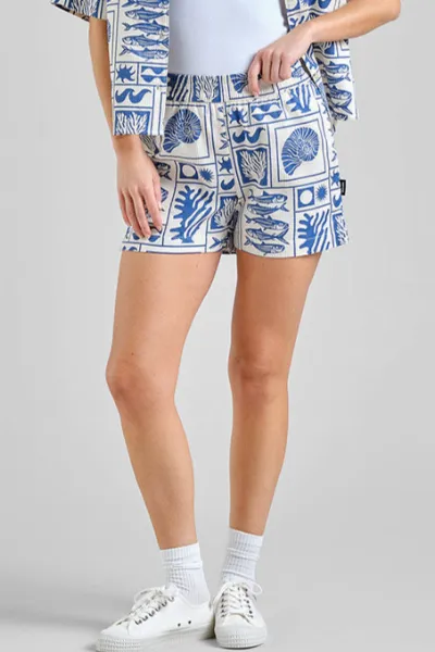 Dedicated DEDICATED Damen vegan Shorts Aspudden Ozeanblau/WeiÃŸ
