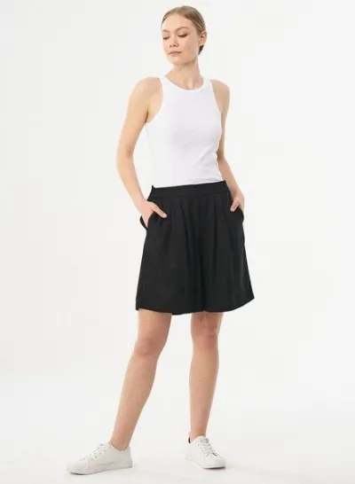 ORGANICATION ORGANICATION Shorts aus TENCEL mit Falten