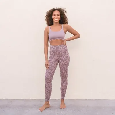 Jaya Jaya MALI - Damen - Perfekt sitzende High-Rise Leggings mit Allover-Zebra Print aus elastischer Biobaumwolle mit doppelter Taillenparti