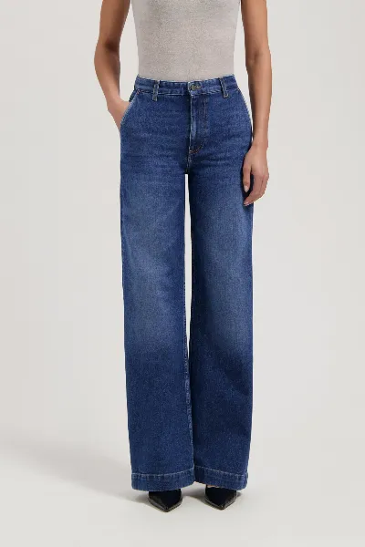 MUD Jeans MUD Jeans Damen vegan Jeans Mid Loose June Fresh Fade Blau