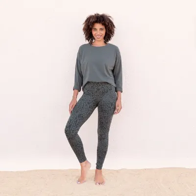 Jaya Jaya KONCY - Damen - Basic Longsleeve mit lässiger Weite und etwas kürzer geschnittem Cutting-Edge Saum