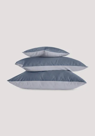 hessnatur hessnatur Satin Wende-Kissenbezug aus Bio-Baumwolle - blau - Größe 80x80 cm