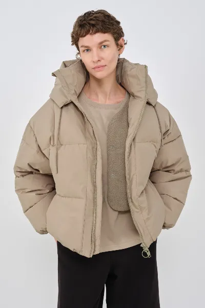 Embassy of Bricks and Logs Pufferjacke Zonza