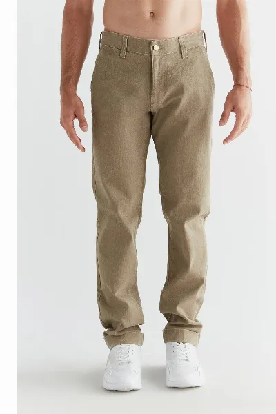 Evermind Evermind Herren vegan Denim Chinos Tonal Wash Karibik Grün