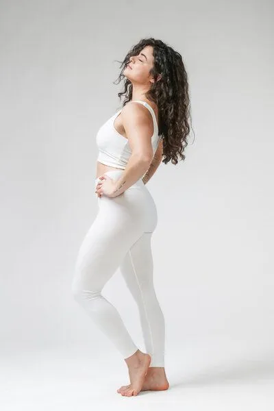 YogiLiebe YogiLiebe Yoga Legging Kundalini aus zertifizierter Bio-Baumwolle mit V high waist Bund