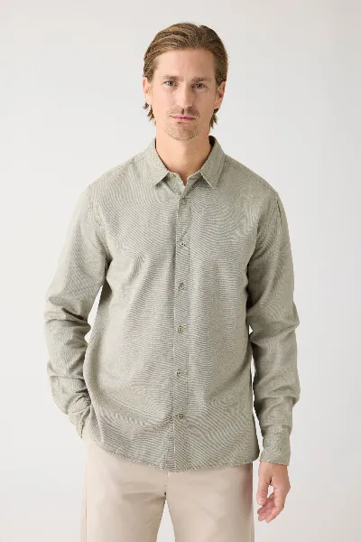 KnowledgeCotton Apparel KnowledgeCotton Apparel Herren vegan Hemd Light Twill Burned Olive
