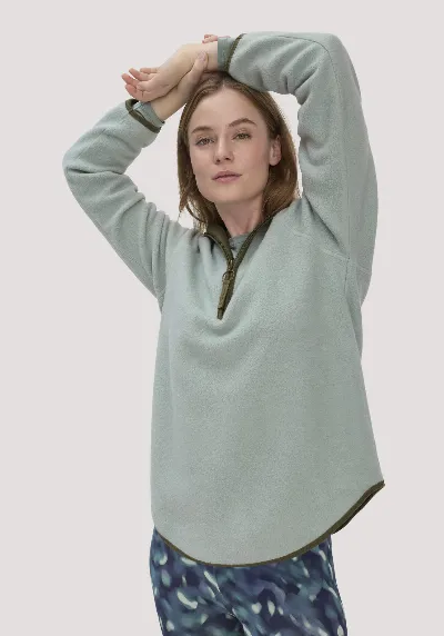 hessnatur hessnatur Loungewear Fleece Hoodie Relaxed ACTIVE LIGHT aus Bio-Baumwolle - grün
