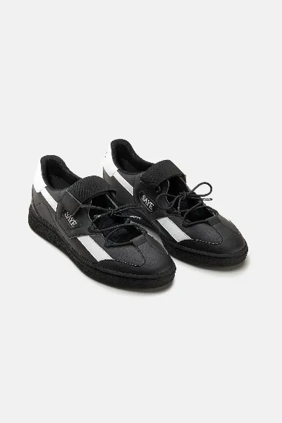 SAYE SAYE Damen vegan Sneaker M70 Muse Schwarz/WeiÃŸ