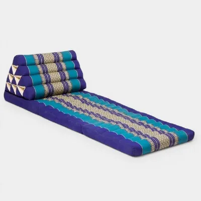 Der Lindwurm Der Lindwurm Thai Yogamatte- Dreieckskissen mit Kapokfüllung