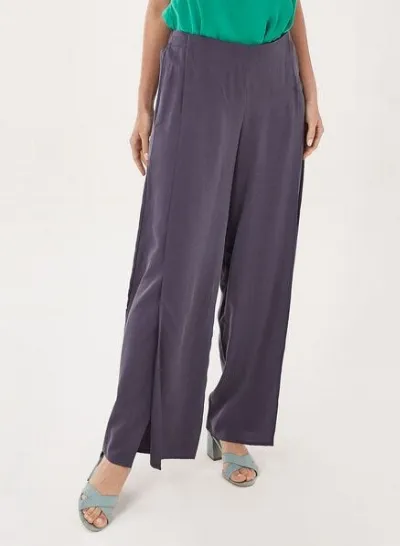 ORGANICATION ORGANICATION Hose aus TENCEL Lyocell mit Schlitz
