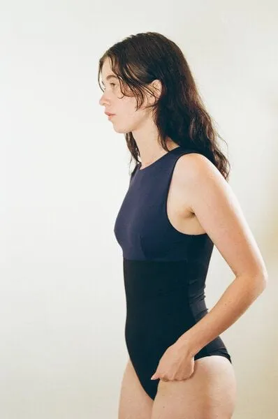 RENDL RENDL Swimsuit No.18 - zweifarbiger, hochgeschnittener Badeanzug