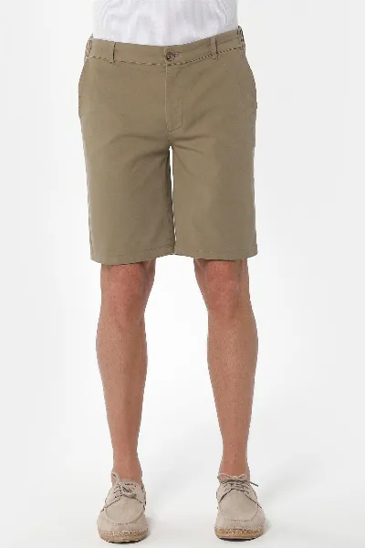 ORGANICATION ORGANICATION Herren vegan Chino Shorts Oliv