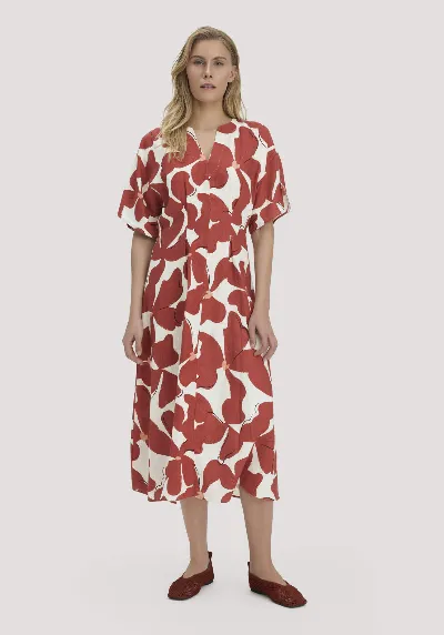hessnatur hessnatur Damen Kleid mit Taillierung Midi aus Leinen - braun