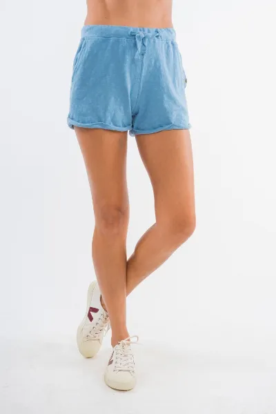 RAVENS VIEW IBIZA RAVENS VIEW IBIZA Damen vegan Mini Shorts Sunset Faded Denim