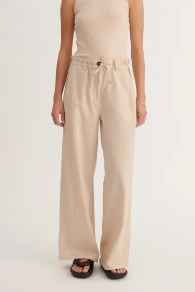 Basic Apparel Hose Beate Beige