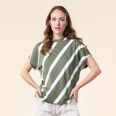 Living Crafts Living Crafts T-Shirt - THONA