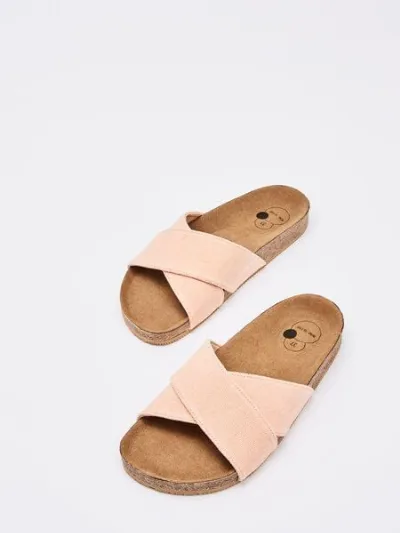 NINE TO FIVE NINE TO FIVE #clota - bequeme Pantolette aus recyceltem Canvas mit Naturlatex-Fussbett und Kork
