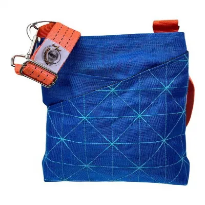 Beadbags Beadbags Umhängetasche aus reused Moskitonetz NET11TJ