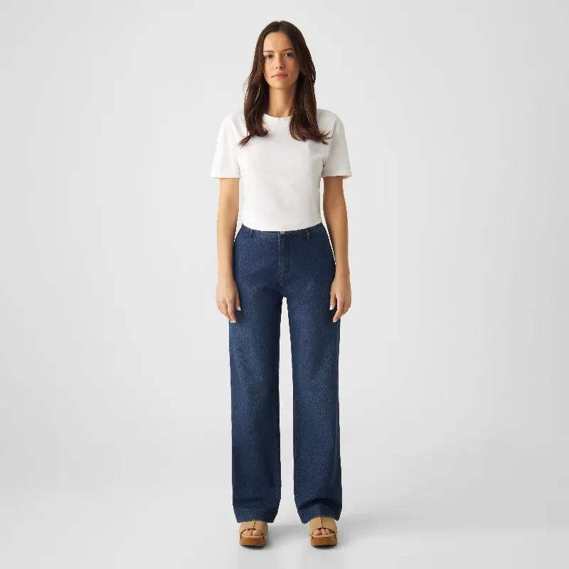 DAWN GLOW Flared Soft Denim